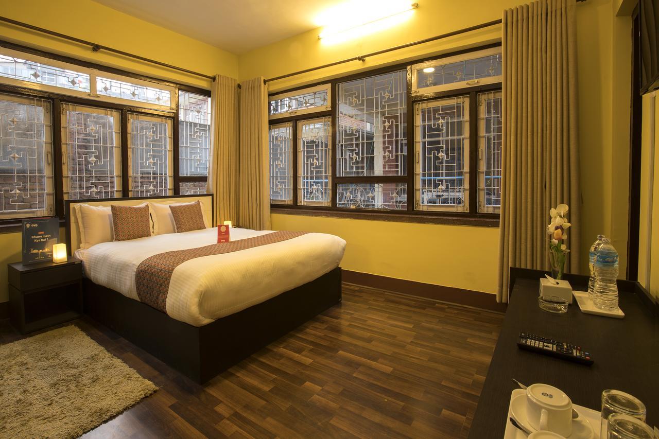 Oyo 131 Hotel Milarepa Katmandu Kültér fotó